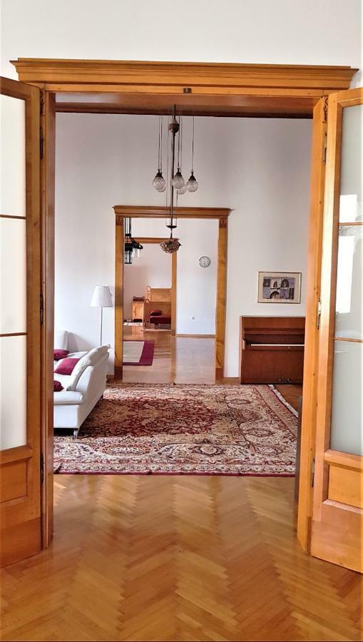 Luxury Apartment In The Heart Of Varaždin Buitenkant foto